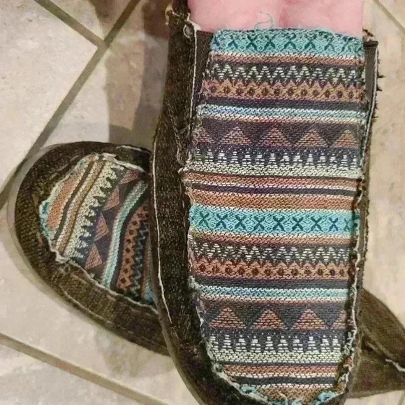 New no box Women's Roper slipon moccasin loafers w/ SW color pattern, $30, sz 8 - Picture 4 of 6